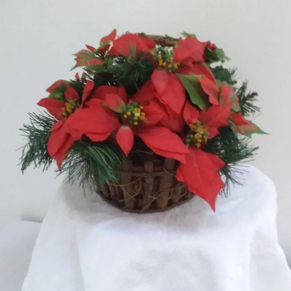 Christmas Grapevine BASKET Poinsettia Holly Berry Evergreen Holiday Décor